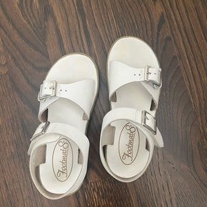 Footmates White Tide Sandals